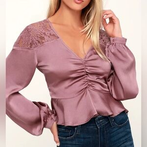 Lulus Renna Lavender Lace Long Sleeve Ruched Top Size M